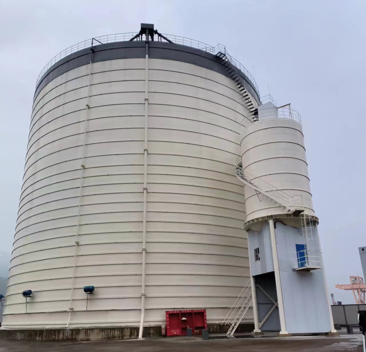 十堰10万吨水泥钢板库